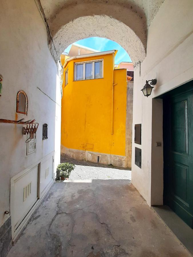 O' Suppigno - Historic House Apartamento Procida Exterior foto