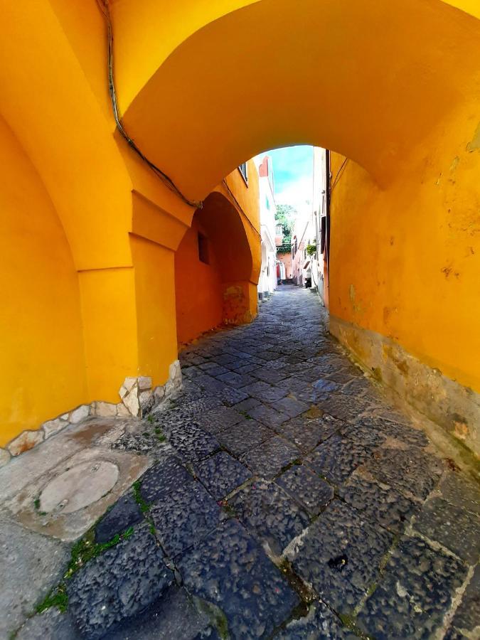 O' Suppigno - Historic House Apartamento Procida Exterior foto